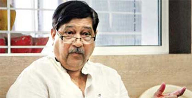 गिरिष बापत (फाइल फोटो)