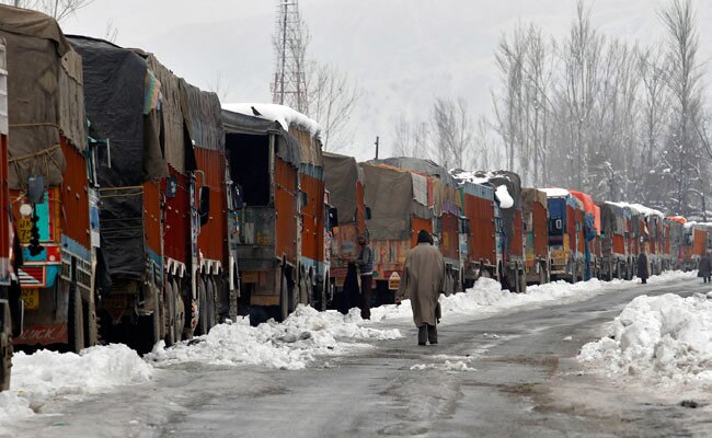 जम्मू-श्रीनगर राजमार्ग (फाइल फोटो)