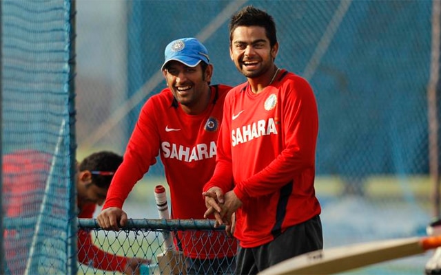 एम एस धोनी और विराट कोहली