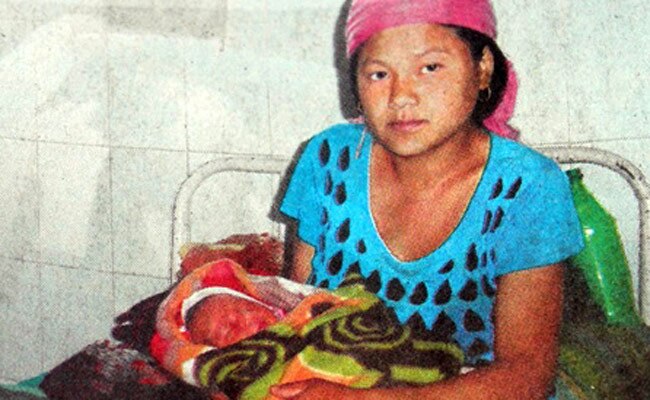 भूकंप वाले दिन जन्मी बच्ची, महिला ने नाम दिया भूईंचम्पा