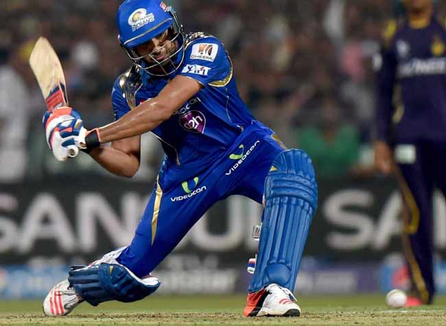 कोलकाता के खिलाफ मैच में रोहित शर्मा