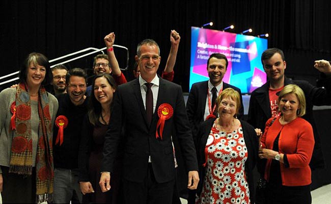 लेबर पार्टी के गे सांसद पीटर काइल