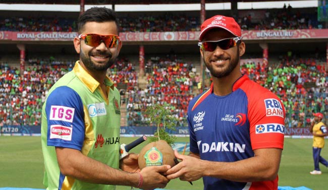 दोनों टीमों के कप्तान