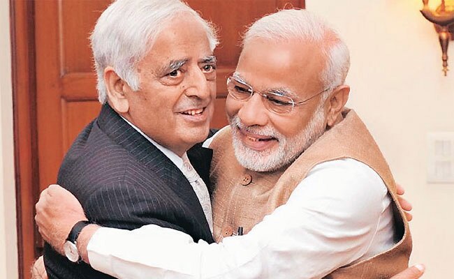 J&K के सीएम मुफ्ती मोहम्मद सईद और पीएम नरेंद्र मोदी (फाइल फोटो)