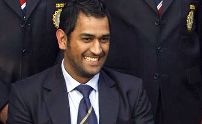 एम एस धोनी (फाइल फोटो)