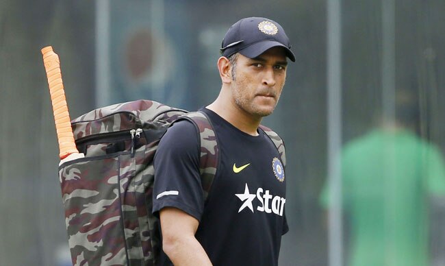 एम एस धोनी