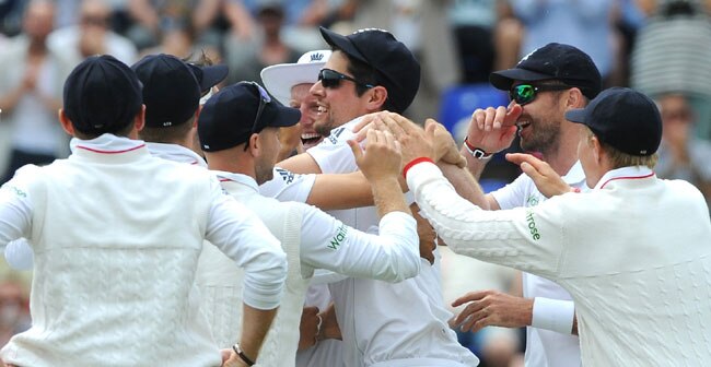 इंग्लैंड ने ऑस्ट्रेलिया को हराया