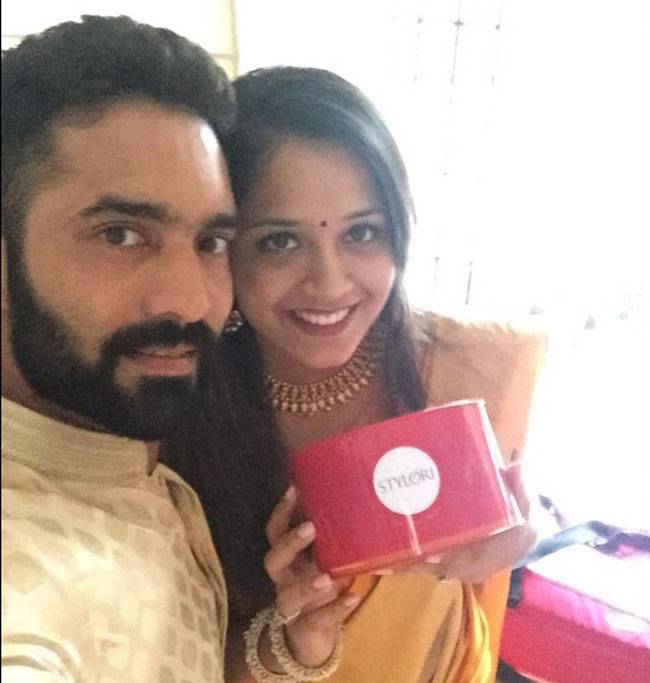 दिनेश कार्तिक और दीपिका पल्लिकल