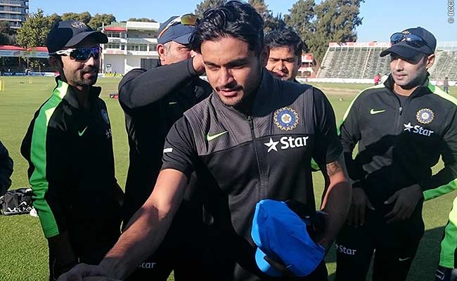 मनीष पांडे के नाम IPL में शतक लगाने वाले पहले भारतीय क्रिकेटर होने का रिकॉर्ड है