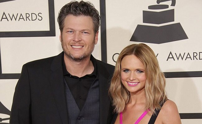 सिंगर मिरांडा लैंबर्ट और सिंगर ब्लैक शेल्टन (फाइल फोटो)