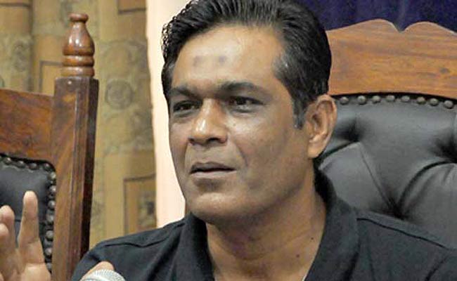 इसी साल पाकिस्तान क्रिकेट के चीफ सेलेक्टर बनने के पीसीबी के अनुरोध को ठुकरा चुके हैं लतीफ