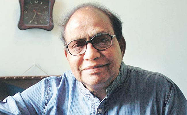 मश्हूर शायर सरदार अंजुम (फाइल फोटो)