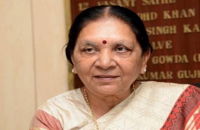 गुजरात की मुख्यमंत्री आनंदी बेन पटेल (फाइल फोटो)