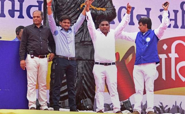अहमदाबाद की रैली में हार्दिक पटेल