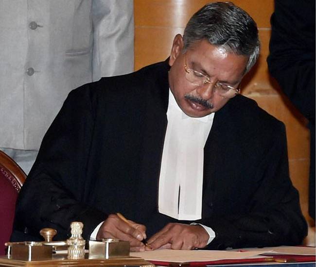 चीफ जस्टि‍स एचएल दत्तु की फाइल फोटो