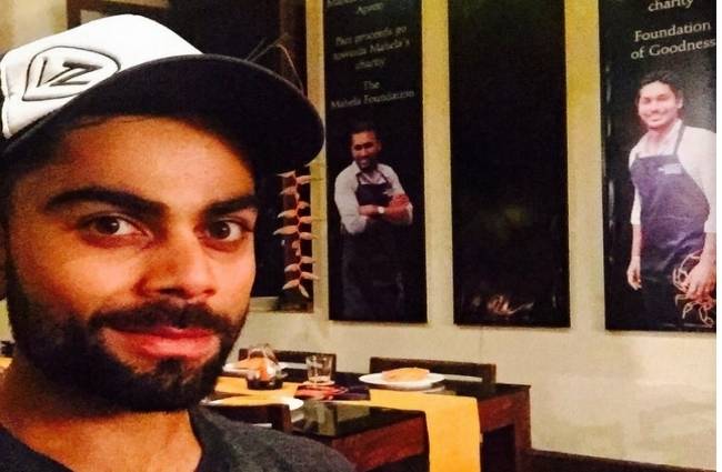 मिनिस्ट्री ऑफ क्रैब पहुंचे विराट कोहली