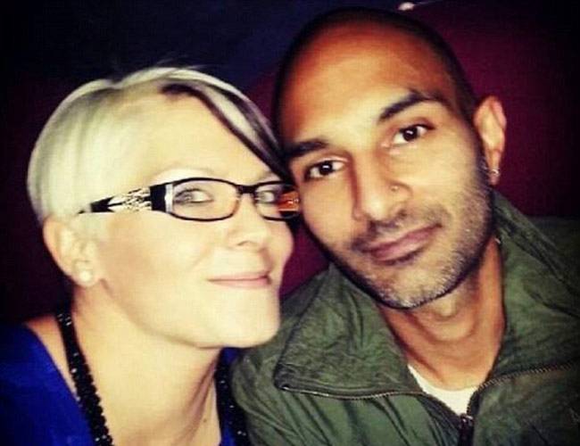 गर्लफ्रेंड वॉटलिंग