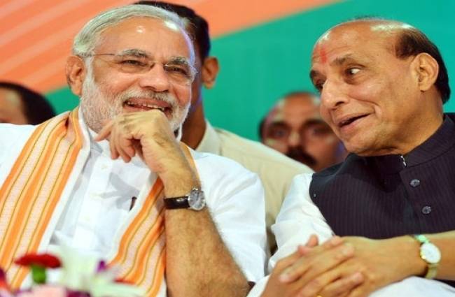 मोदी के साथ राजनाथ सिंह