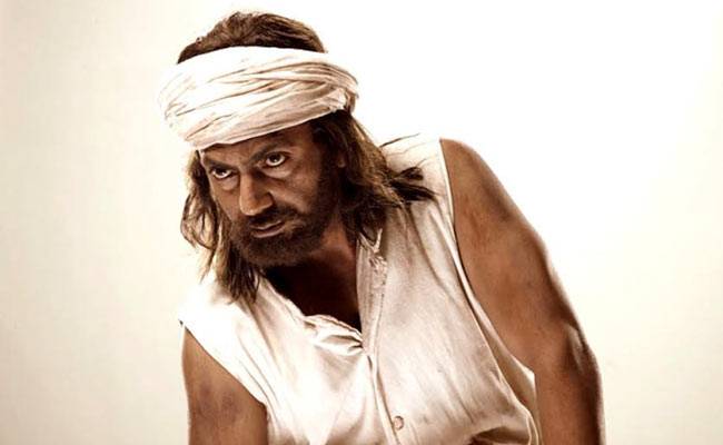 'मांझी-द माउंटेन मैन'