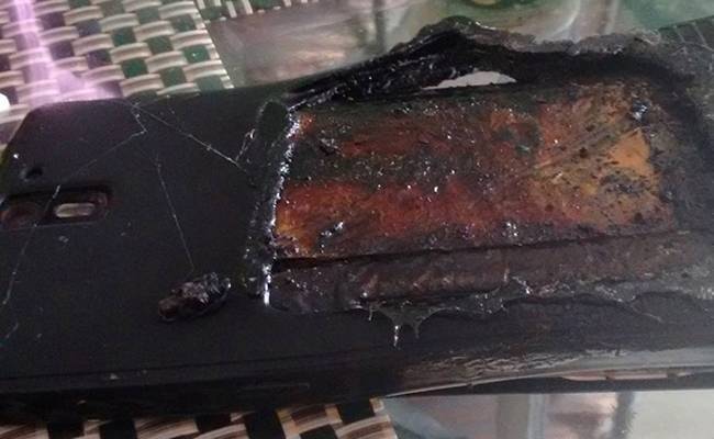 अंकुर दुगर का OnePlus One स्मार्टफोन