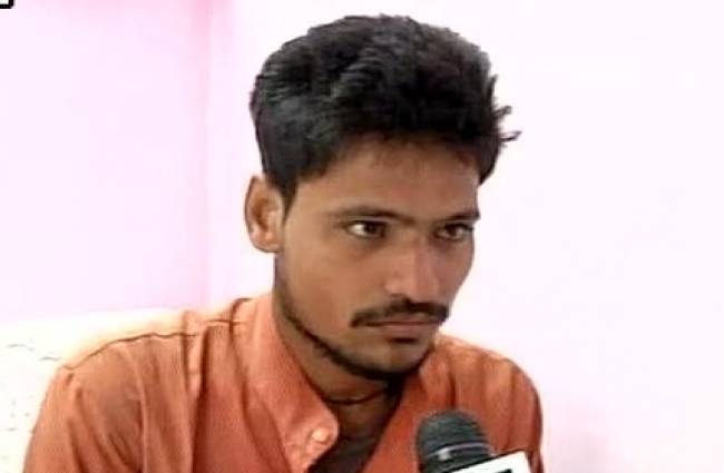 मोहम्मद आबिद कुरैशी, रिक्शा चालक