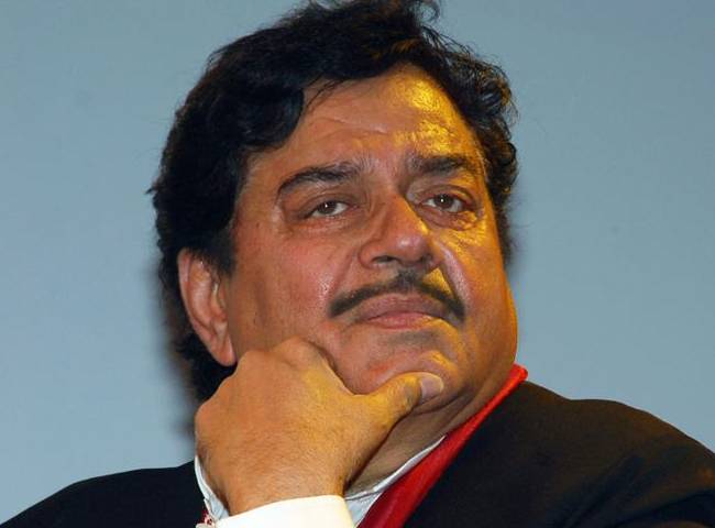 फिल्मों से राजनीति में आएं बीजेपी नेता शत्रुघ्न सिन्हा