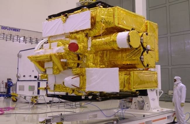 देश का पहला बहु-तरंगदैध्र्य वाला अंतरिक्ष निगरानी उपग्रह ‘एस्ट्रोसैट'