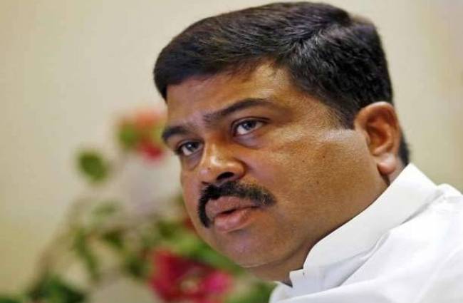 केंद्रीय पेट्रोलियम मंत्री धर्मेंद्र प्रधान