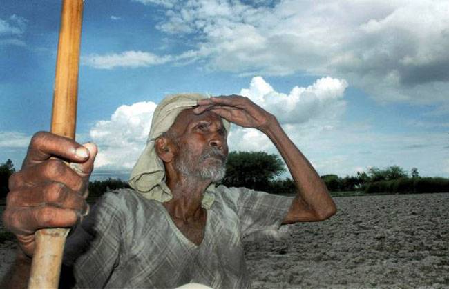 राहत की बाट जोहते किसानों का इंतजार कब होगा खत्म?