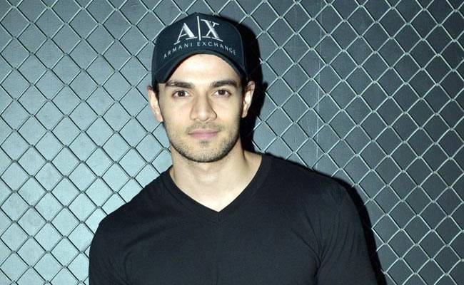 सूरज पंचोली