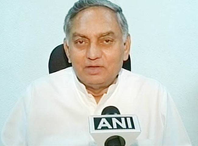 वरिष्ठ कांग्रेस नेता जनार्दन द्विवेदी