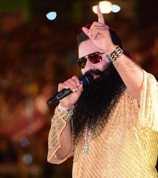 डेरा प्रमुख बाबा गुरमीत राम रहीम सिंह