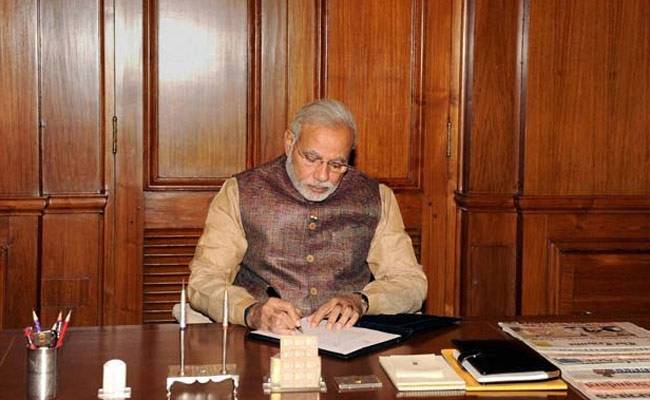 पीएम मोदी कर रहे हैं मंत्रालयों के कामकाज की समीक्षा