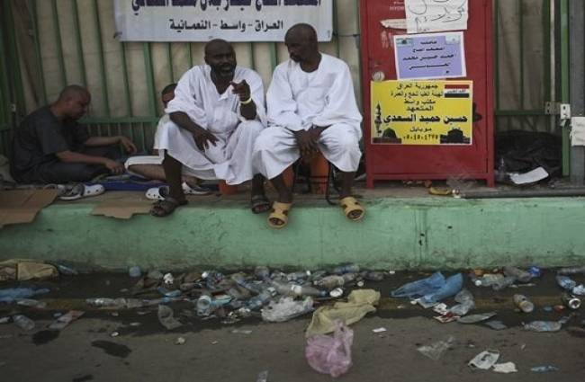 गुरुवार 24 सितंबर को मक्का मस्जिद  के पास हुआ था हादसा