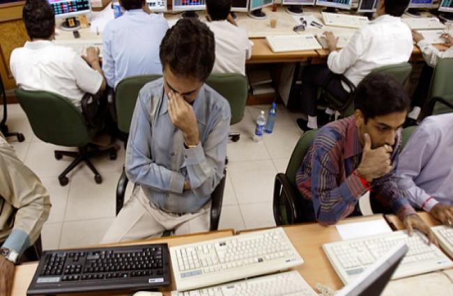 सेंसेक्स 226 अंक लुढ़का