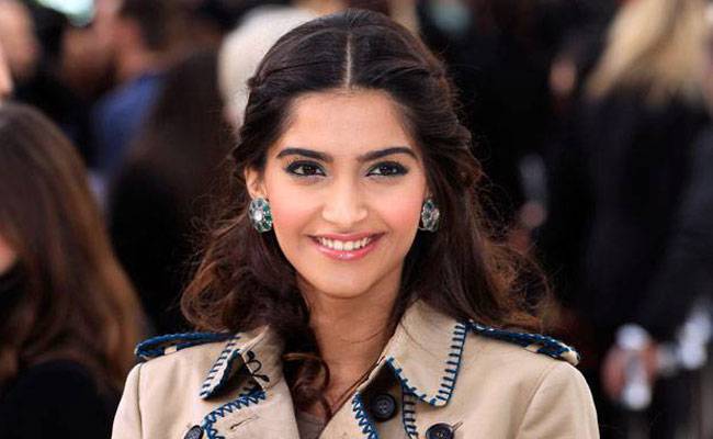 सोनम कपूर