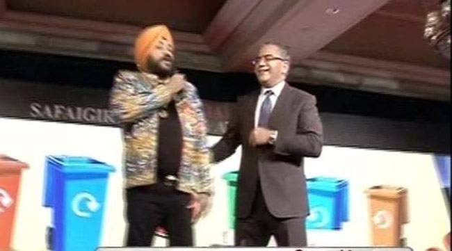 दलेर मेहंदी और अरुण पुरी