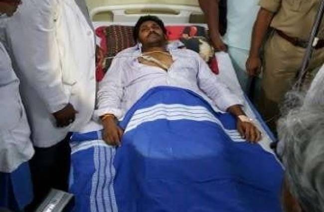 अस्पताल में जगनमोहन रेड्डी