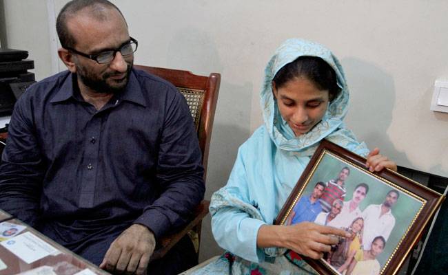 फैजल इधि के साथ गीता