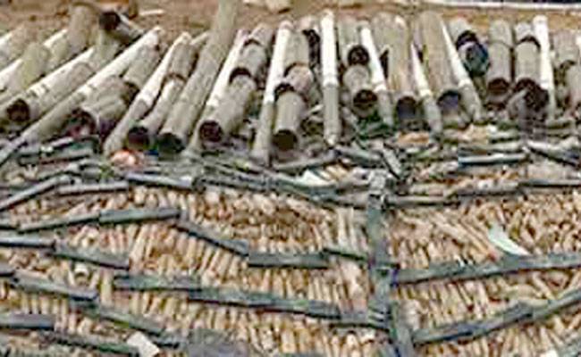 पुलिस ने विस्फोटक कब्जे में ले लिया (फाइल फोटो)