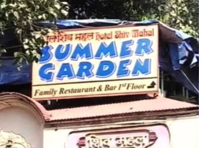 होटल के स्टाफ ने बच्चे को पुलिस के पास पहुंचाया