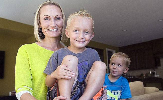 बच्चे के घुटने से निकला अजीब परजीवी