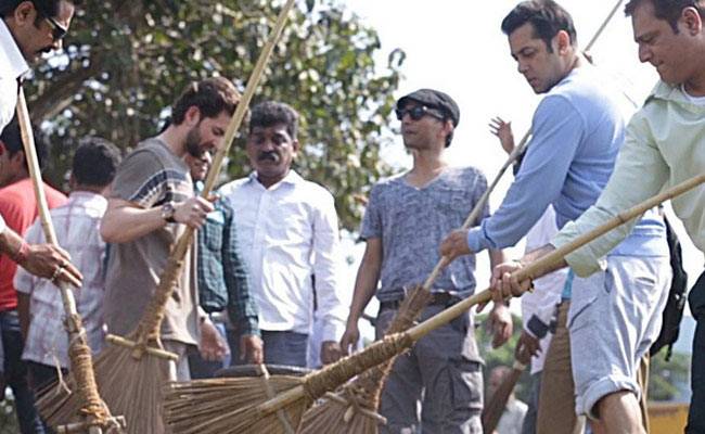 सफाई अभियान  में सलमान खान