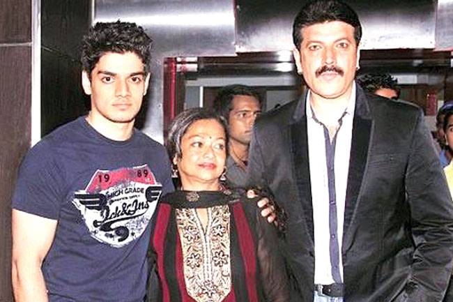 आदित्य पंचोली परिवार संग