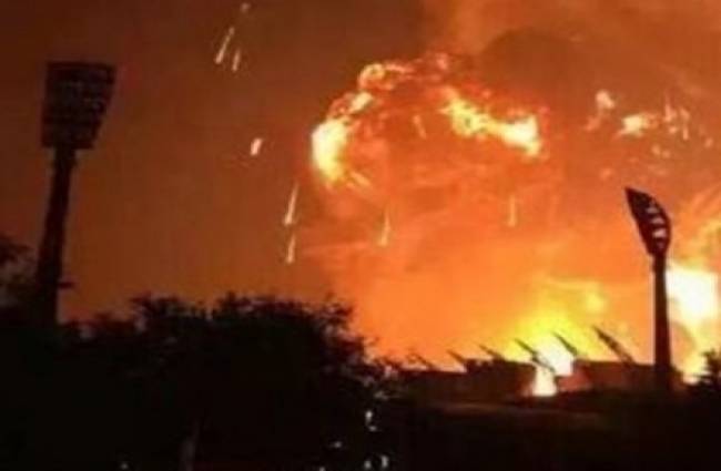 फिर हुआ विस्फोट