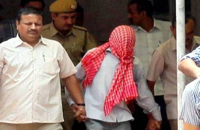 किशोर रेपिस्ट