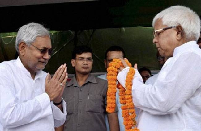 चुनाव में इन दोनों सियासी दिग्गजों ने मारी बाजी