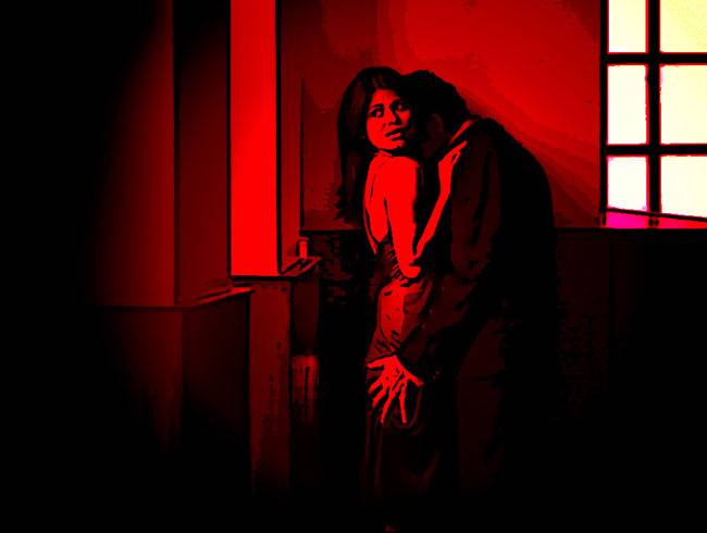 लॉज में लड़कियों के साथ रोज दुराचार होता था