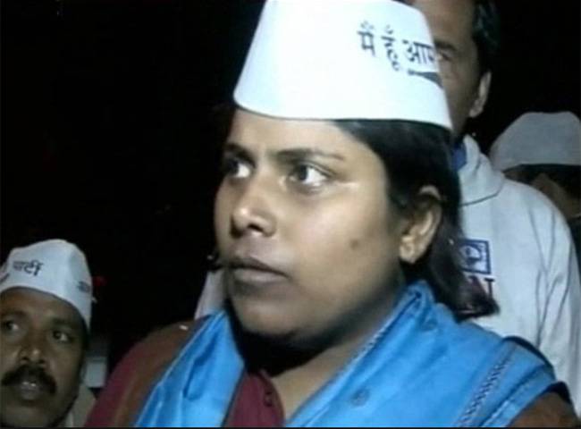 आम आदमी पार्टी नेता और विधायक सरिता सिंह