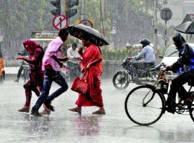चेन्नई में सोमवार रात को भी हुई बारिश